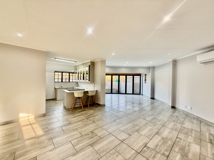 To Let 3 Bedroom Property for Rent in Melodie North West